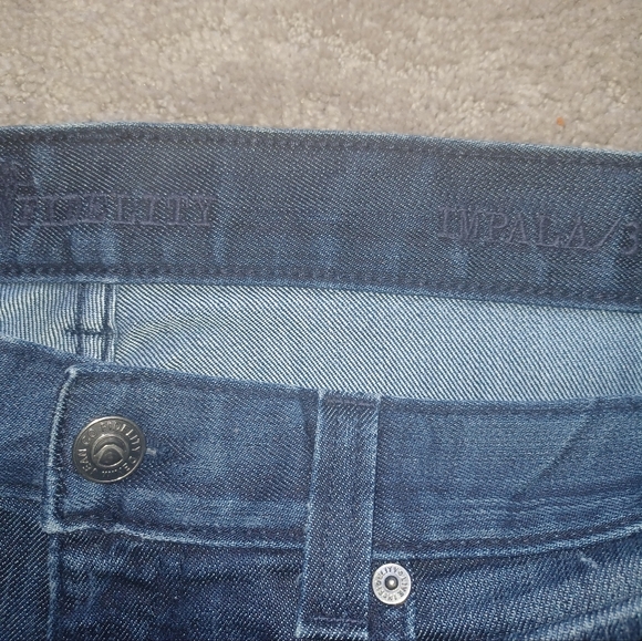 Fidelity "Impala" denims size 33x34 (actual inseam 34.5") - Picture 7 of 12
